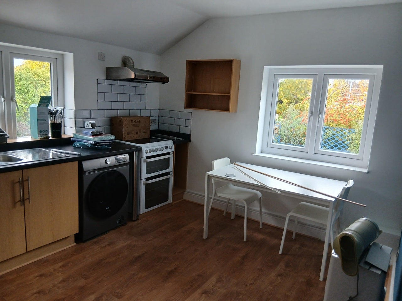 Room Ashley Road in Epsom and Ewell
