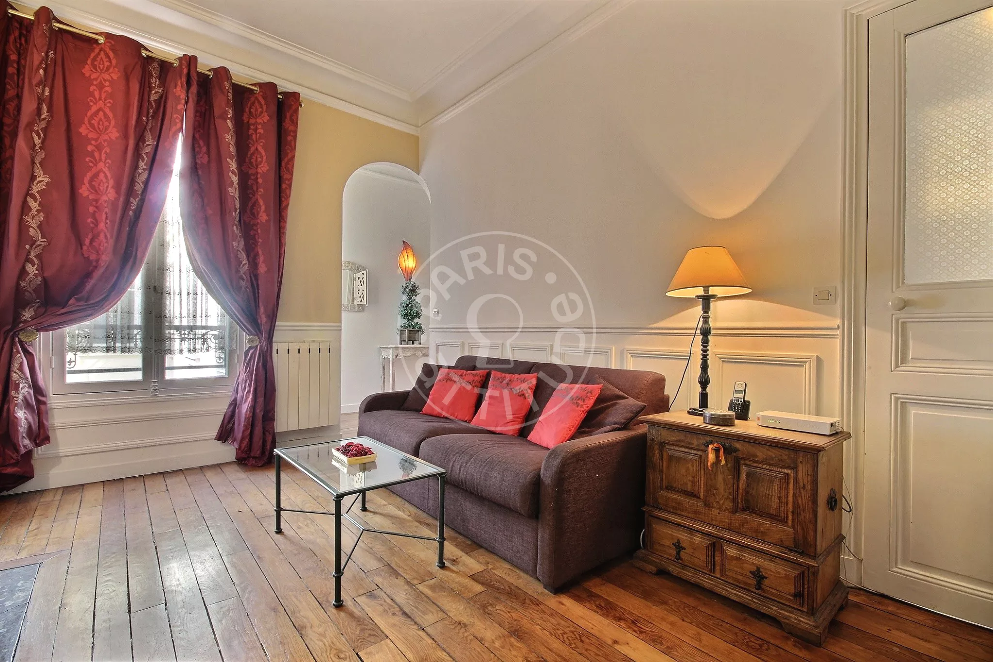 Flat Rue Lalo in Paris
