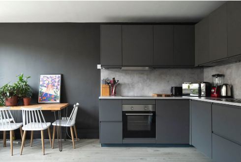 Room How's Street in Greater London