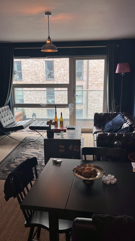Room St Paul's Way in Greater London