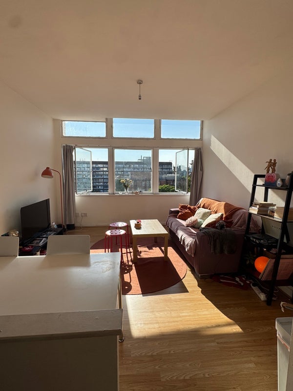 Room Newington Causeway in Greater London