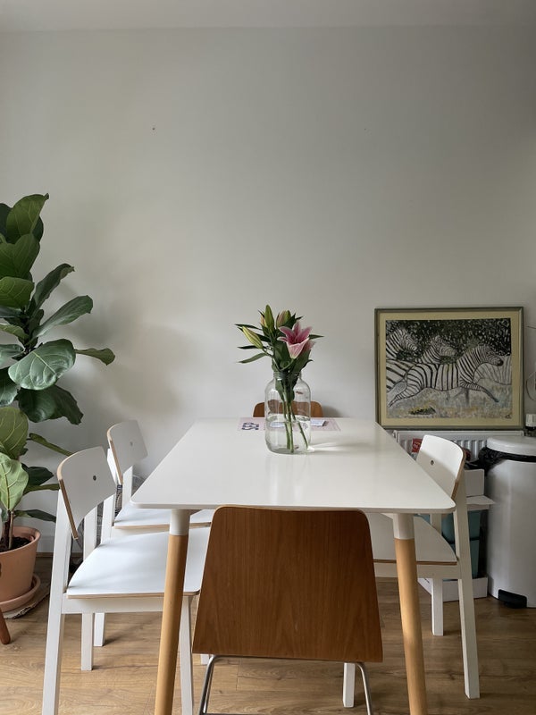 Flat Tryon Crescent in Greater London