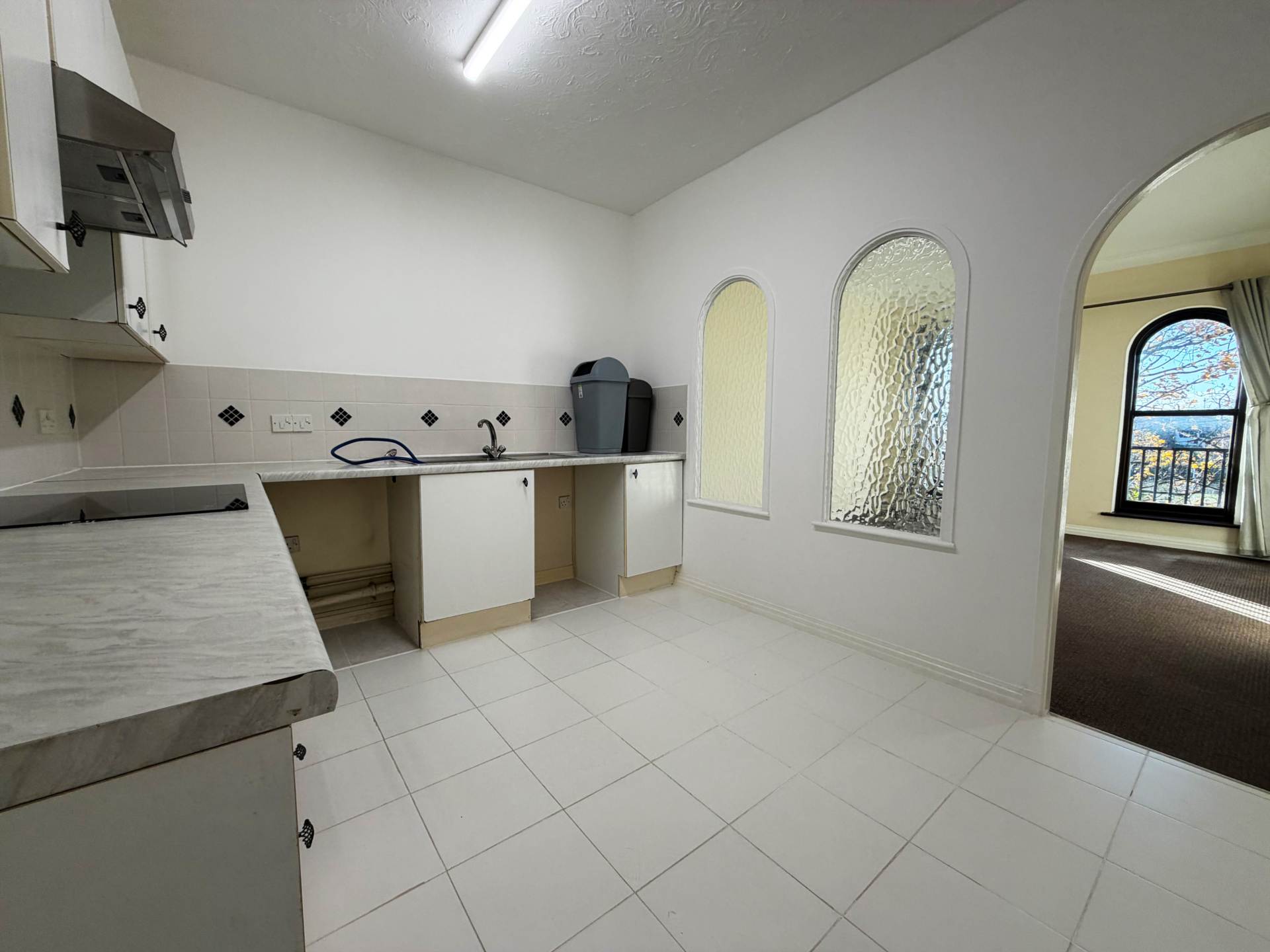 Flat Marks Court in Southend-on-Sea