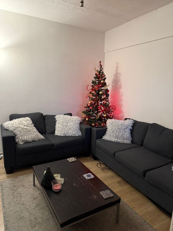 Room Barnsley Street in Greater London