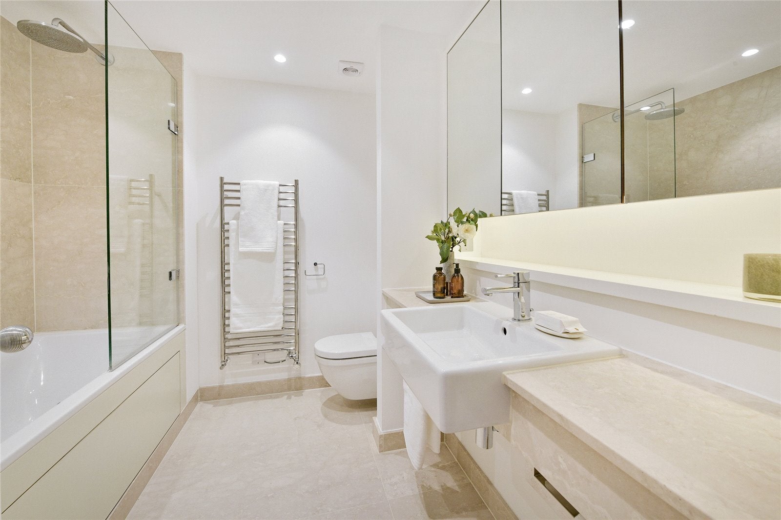 Flat Cadogan Gardens in Greater London
