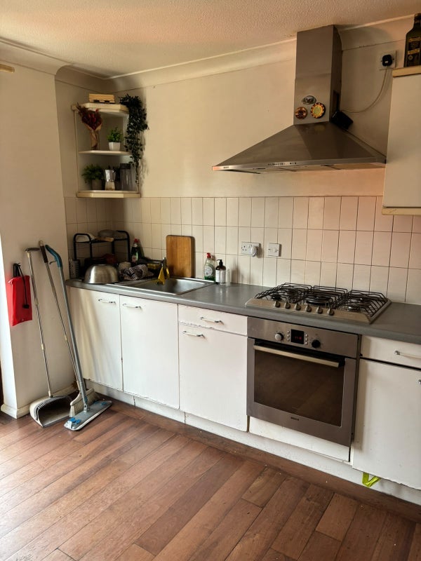 Room Fowey Close in Greater London