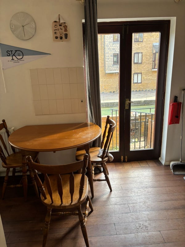 Room Fowey Close in Greater London