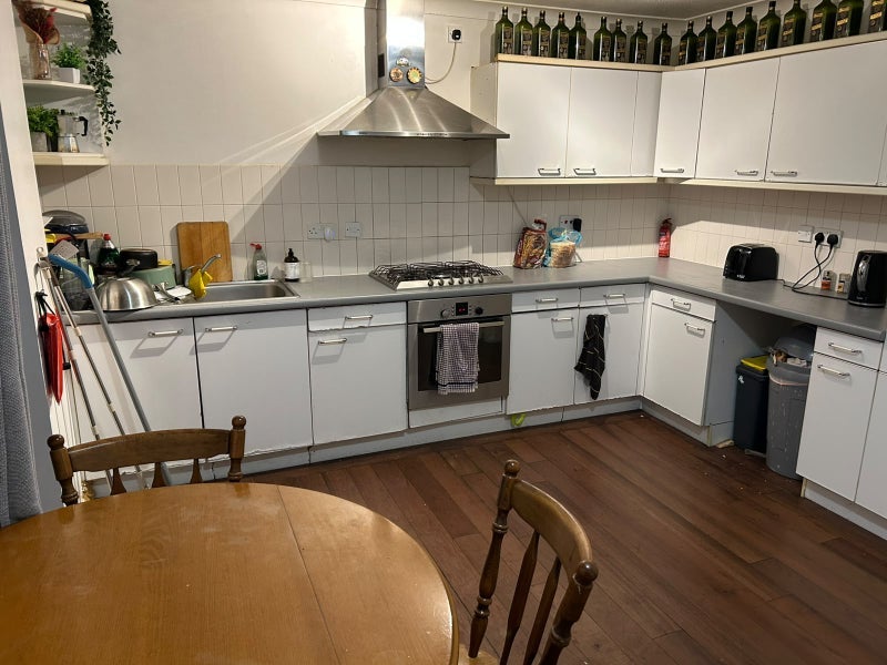 Room Fowey Close in Greater London