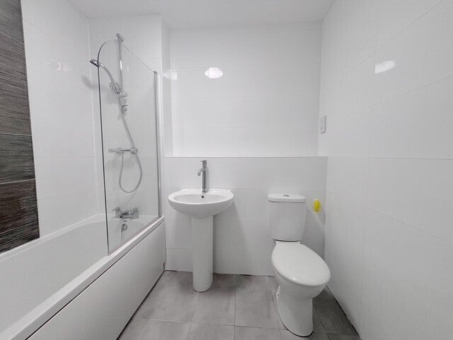Flat Farnsby Street in Swindon