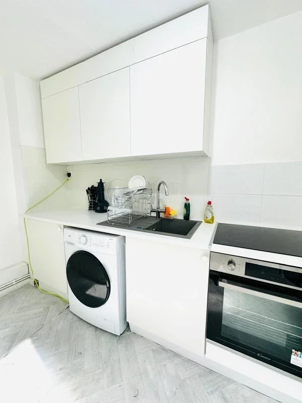 Room Boyd Street in Greater London