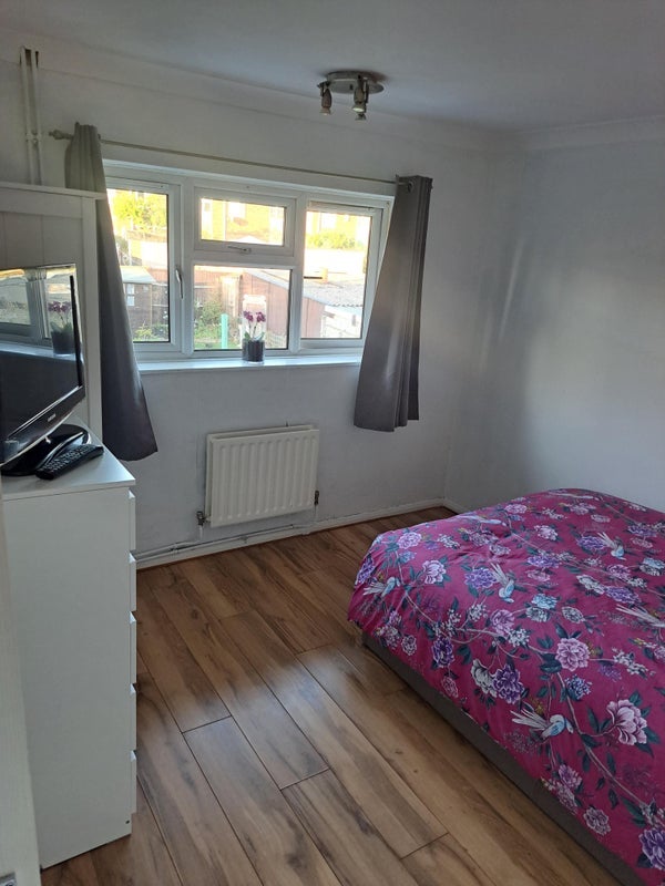 Flat Graham Road in Dunstable