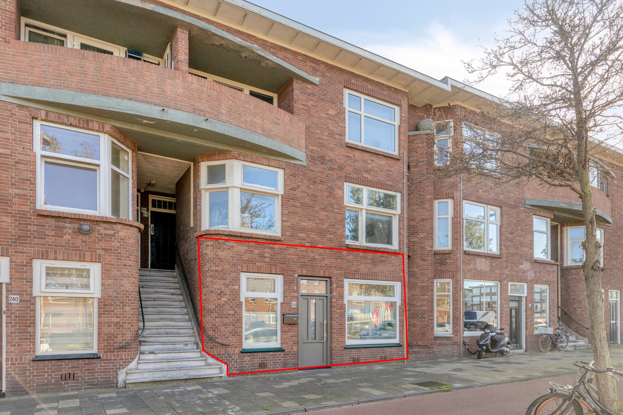Appartement Escamplaan 250 in Den Haag