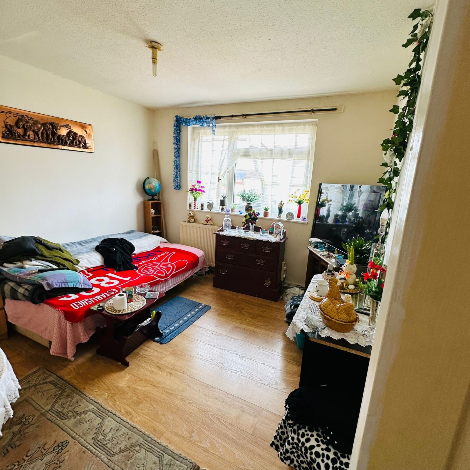 House Rose Walk in Slough