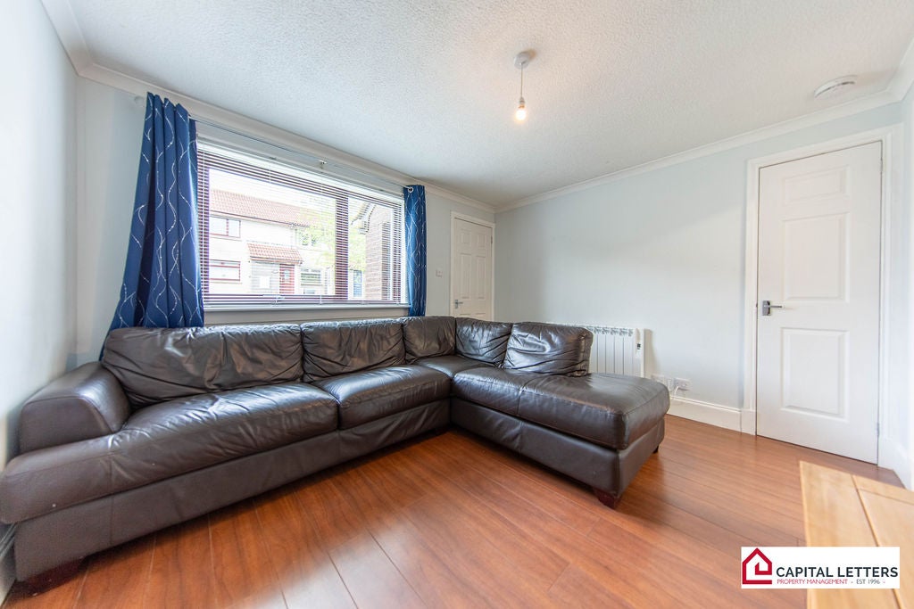 Flat Fairview Crescent in Aberdeen City