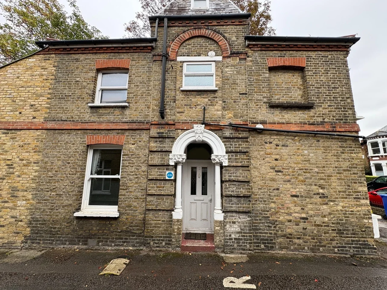 House Barry Road in Greater London