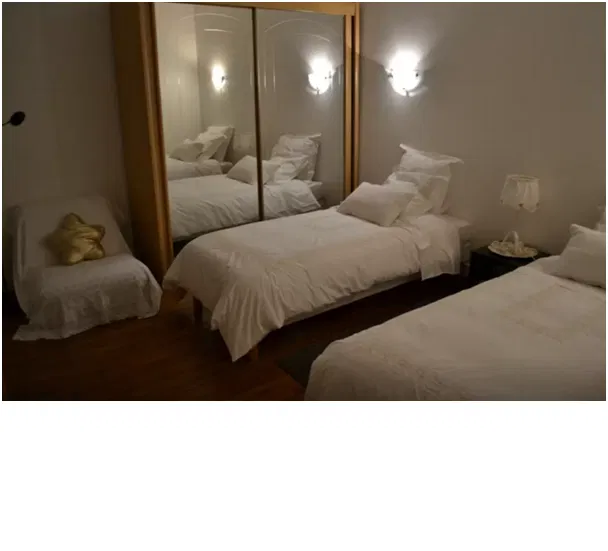 Chambre Rue de la Montagne à Courbevoie