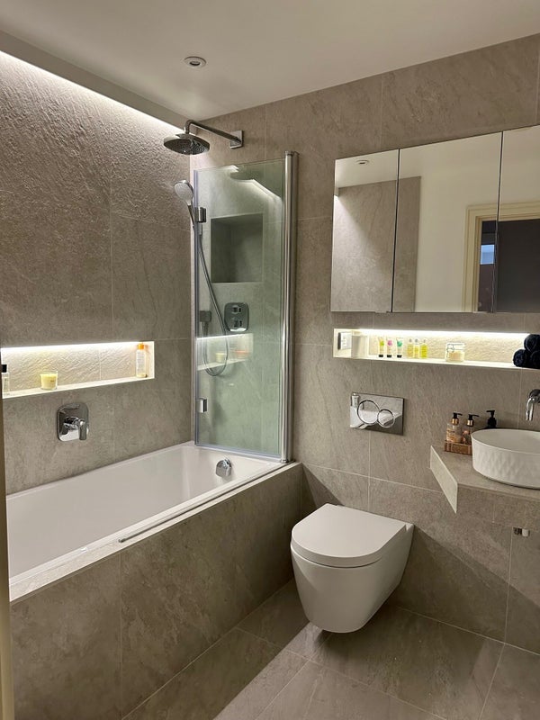 Room Drayton Park in Greater London