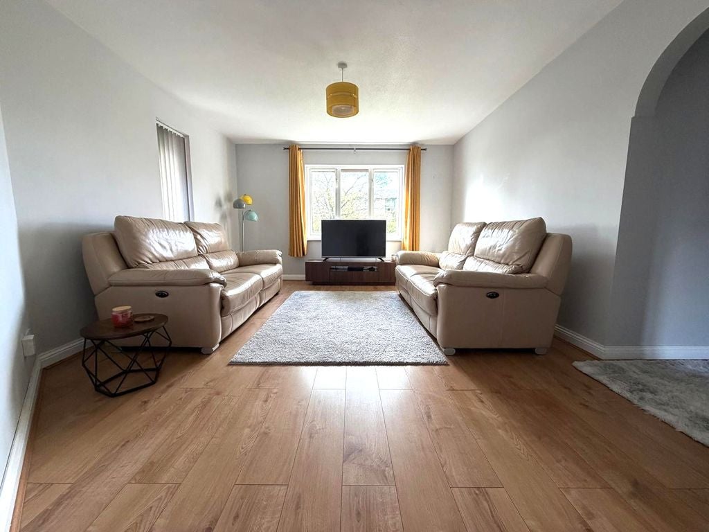 Flat Vowles Close in Hereford