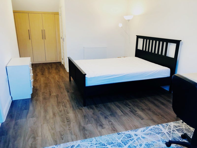 Room Robin Close in Coventry