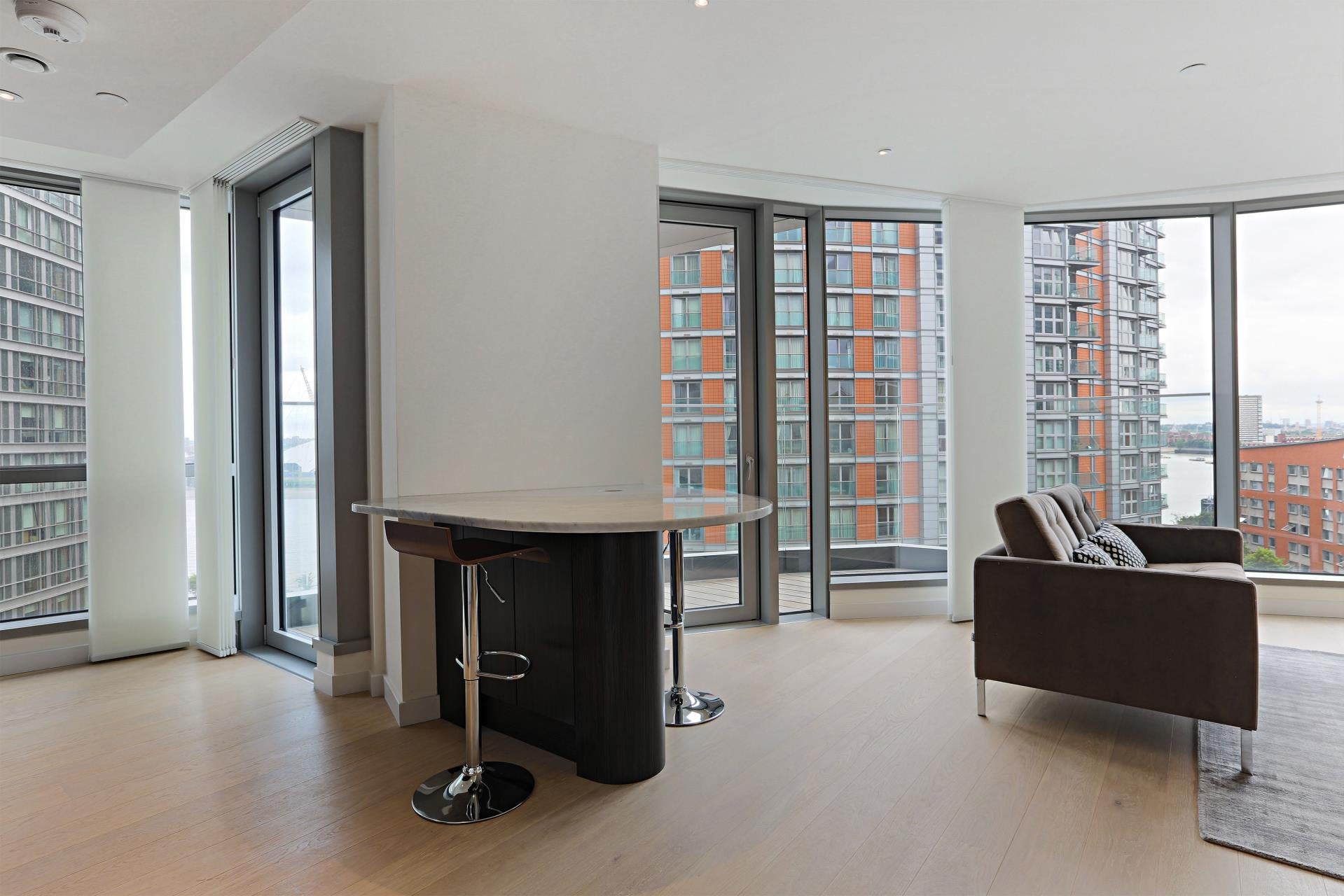 Flat Burdett Road in Greater London