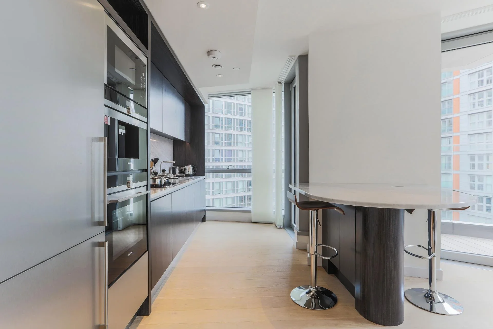 Flat Burdett Road in Greater London
