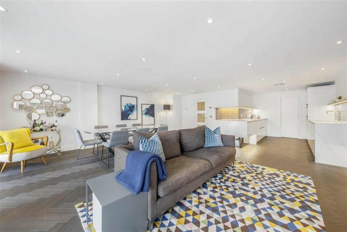 Flat Shad Thames in Greater London