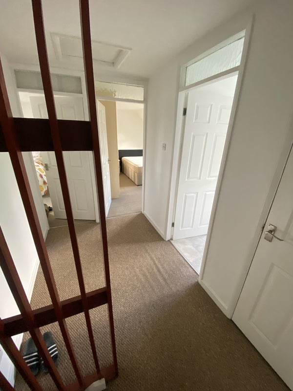 Room Redcar Close in Royal Leamington Spa