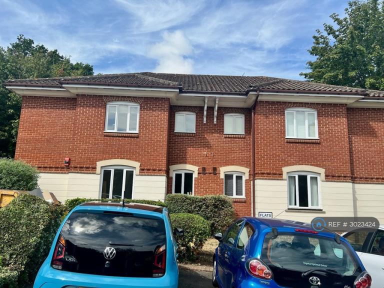 Flat Hawks Hill Court in Mole Valley