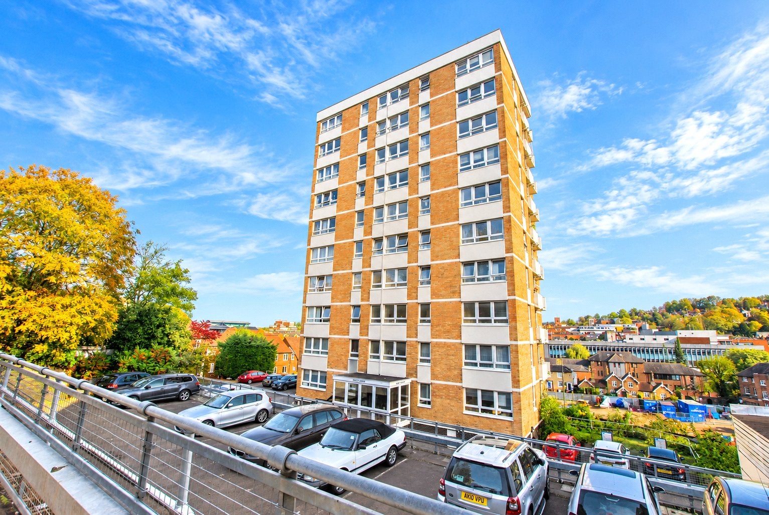 Flat Portsmouth Road in Guildford