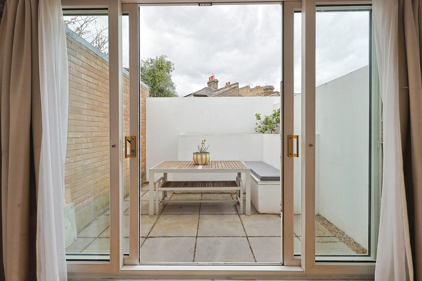 House Parsons Green Lane in Greater London