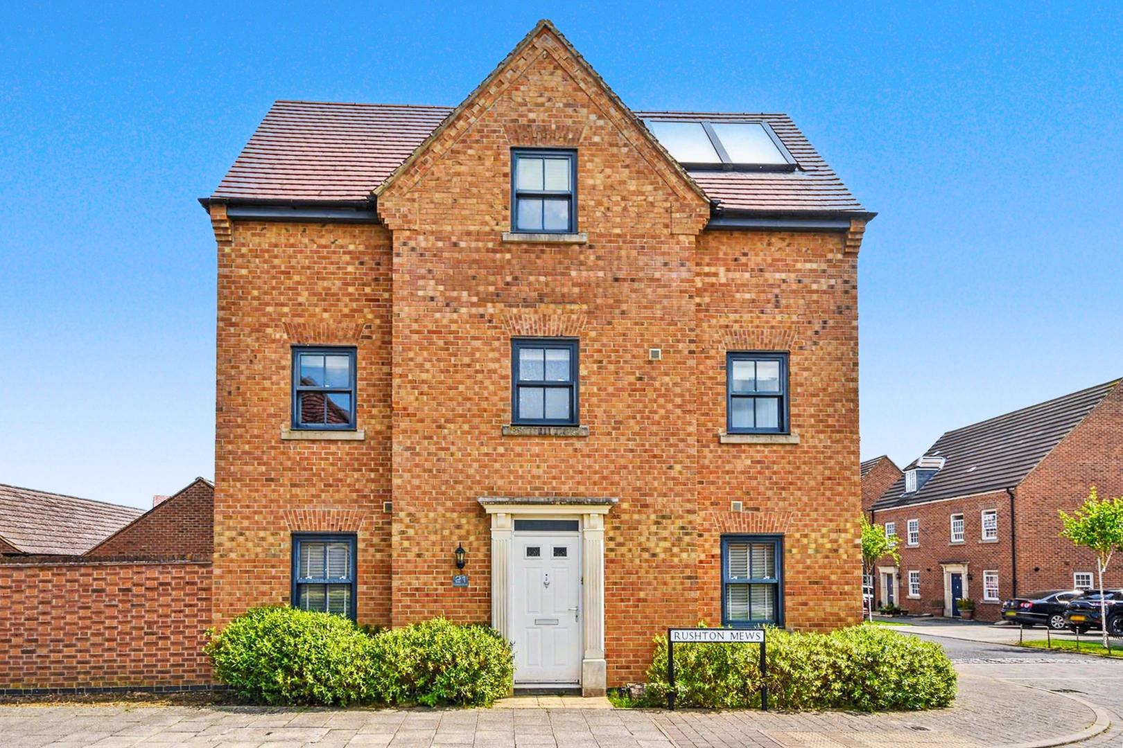 House Rushton Mews in Weldon
