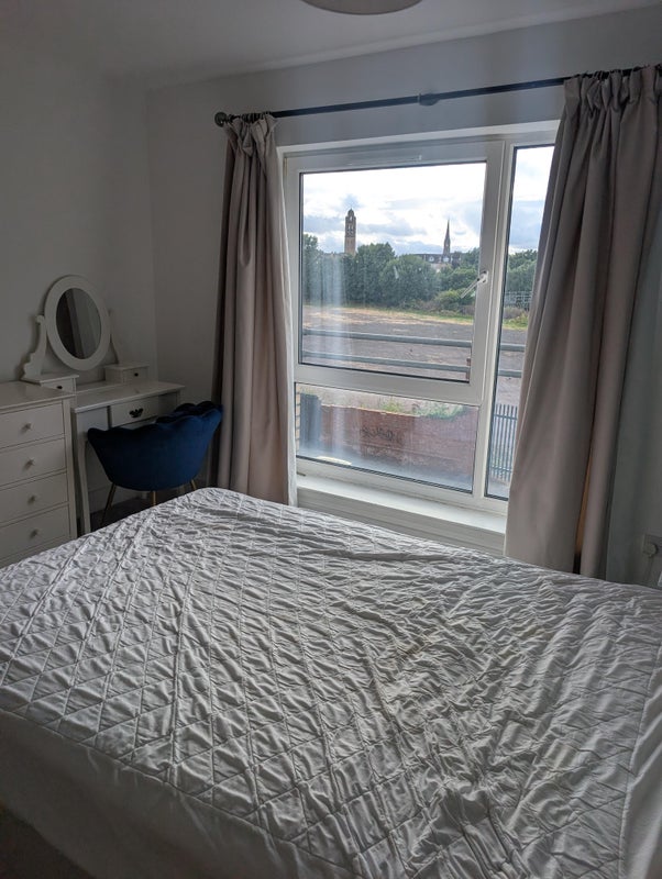 Room Barrland Street in Glasgow