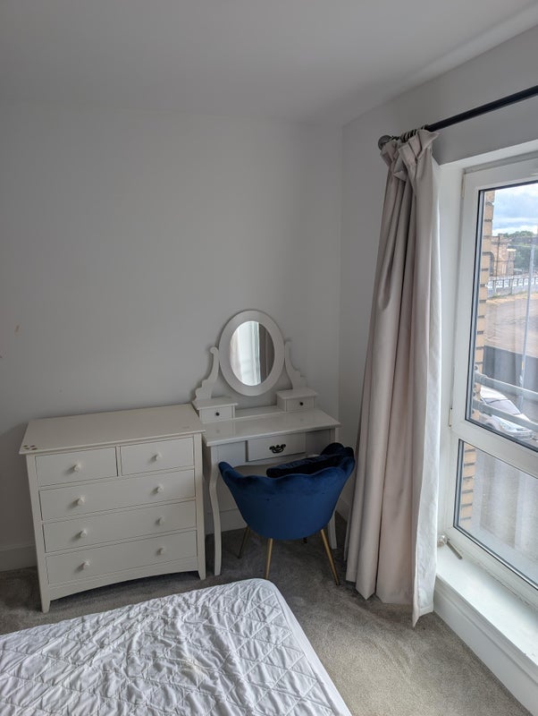Room Barrland Street in Glasgow