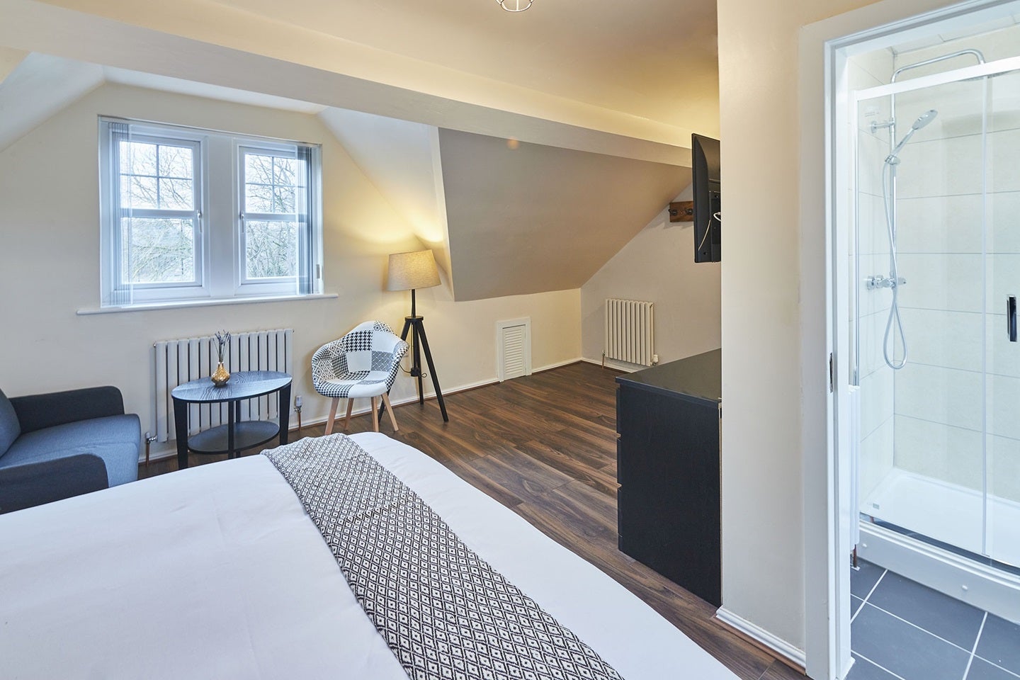 Room Marton Avenue in Middlesbrough