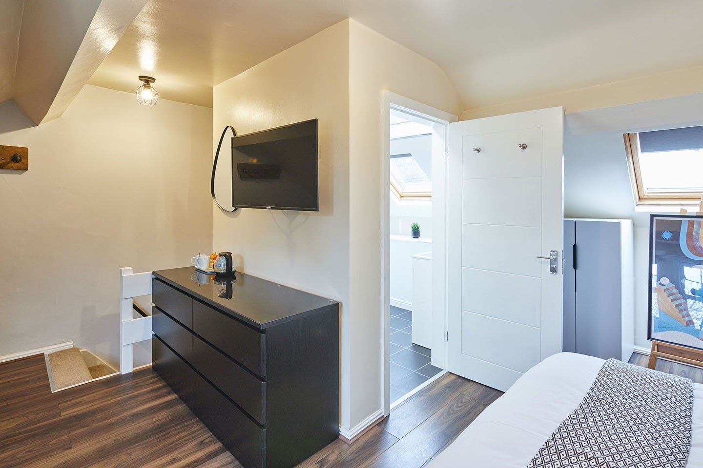 Room Marton Avenue in Middlesbrough