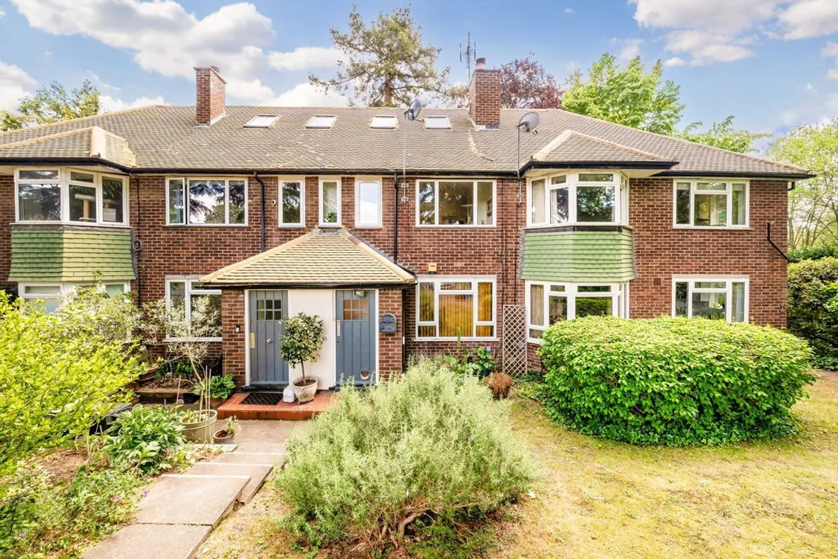 Flat Haversham Close in Greater London