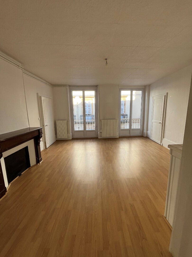 Appartement Rue de Paris à Moulins