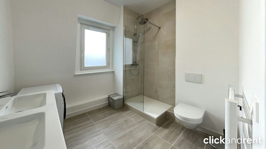 Room Rue Jean Lecanuet in Rouen