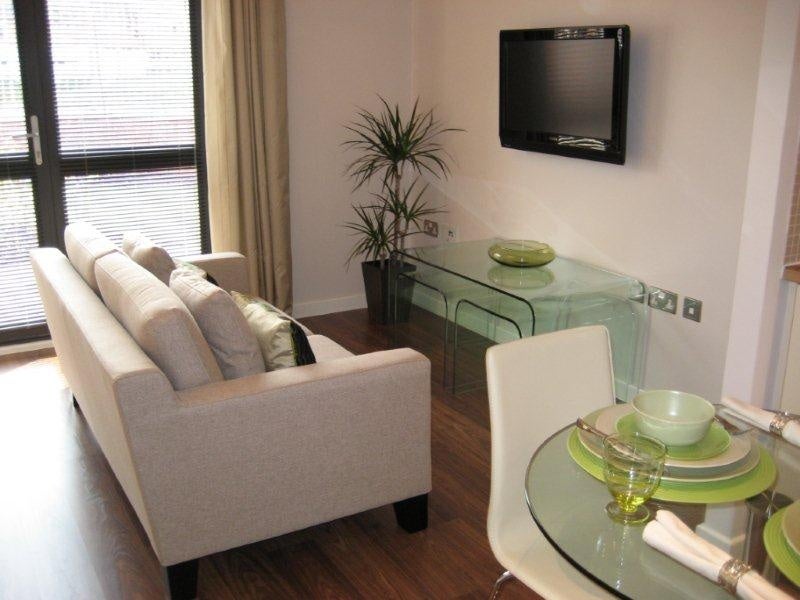 Room Staveley Road in Sheffield