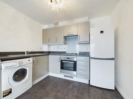 Flat Brunel Way in Swansea