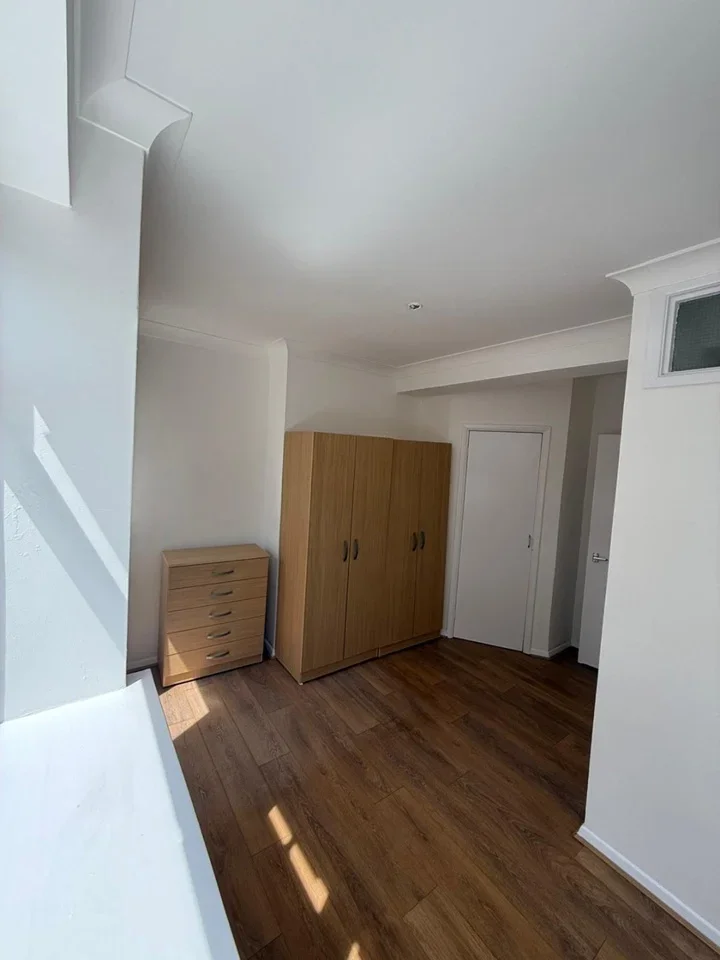 Flat Bromley Hill in Greater London