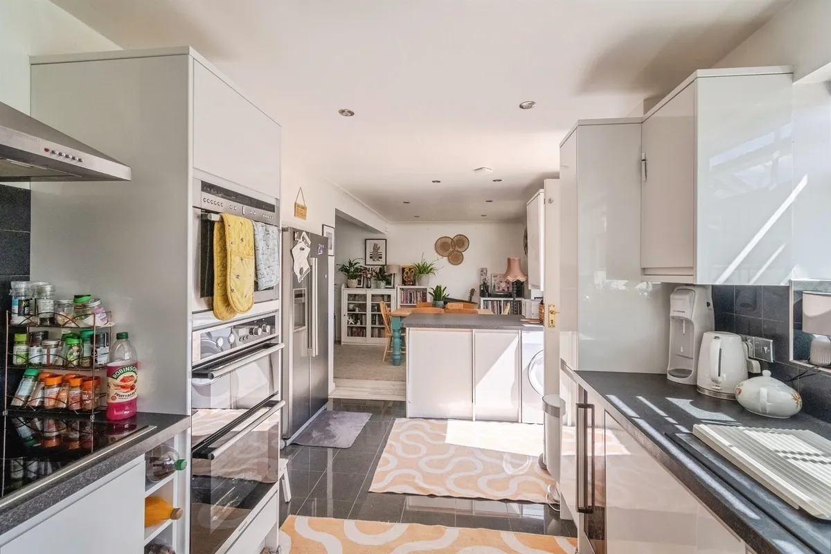 House Sandpiper Gardens in Chippenham