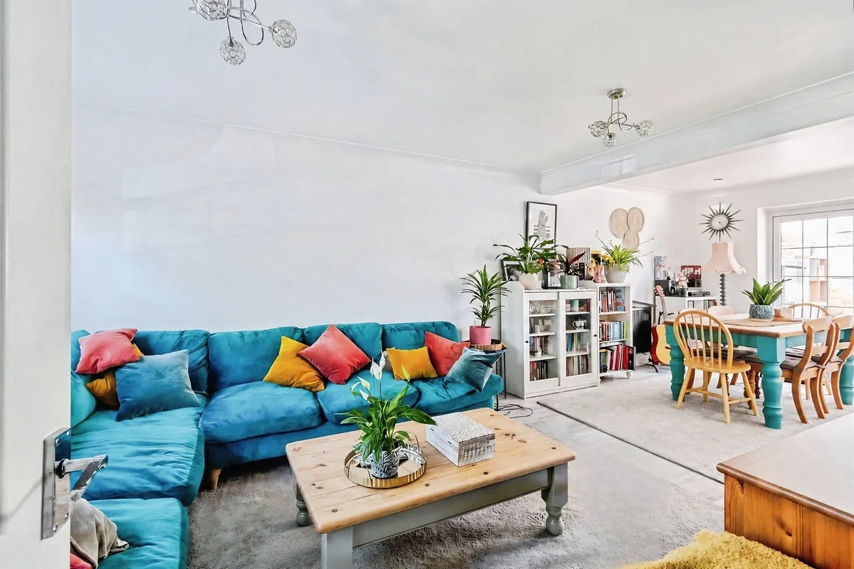 House Sandpiper Gardens in Chippenham