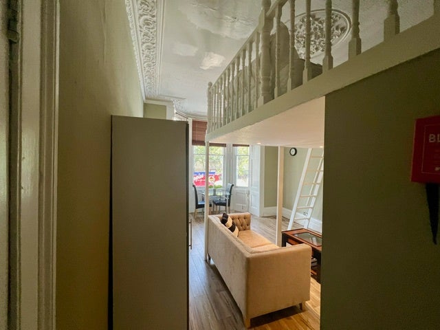 Flat Colville Terrace in Greater London