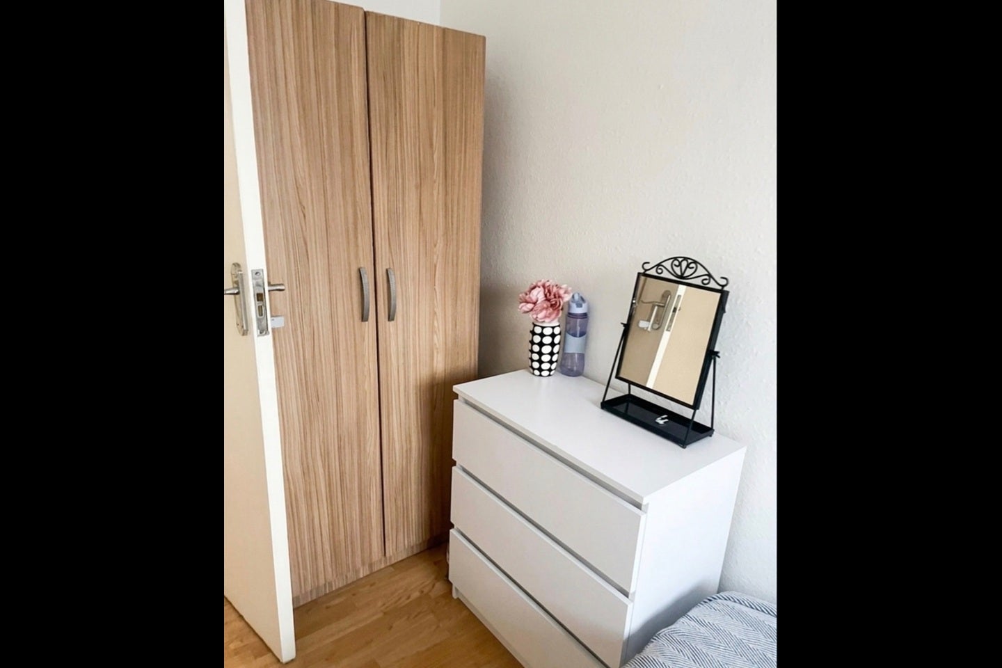 Room Simons Walk in Greater London