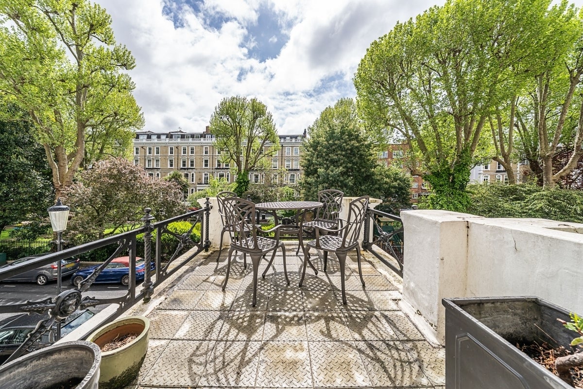 Flat Lexham Gardens in Greater London