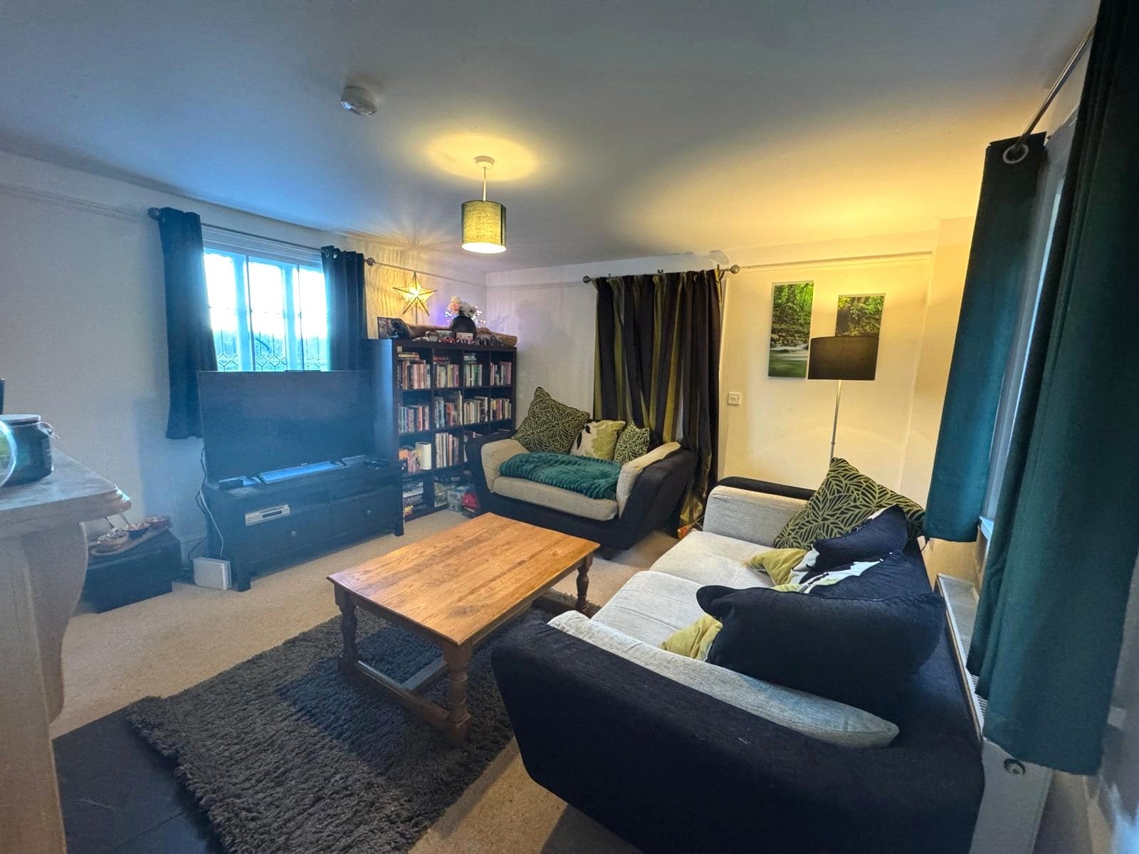 House Lodge Close in Shifnal