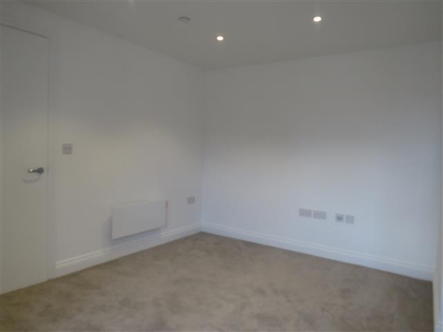 Flat Nelson Terrace in Aylesbury
