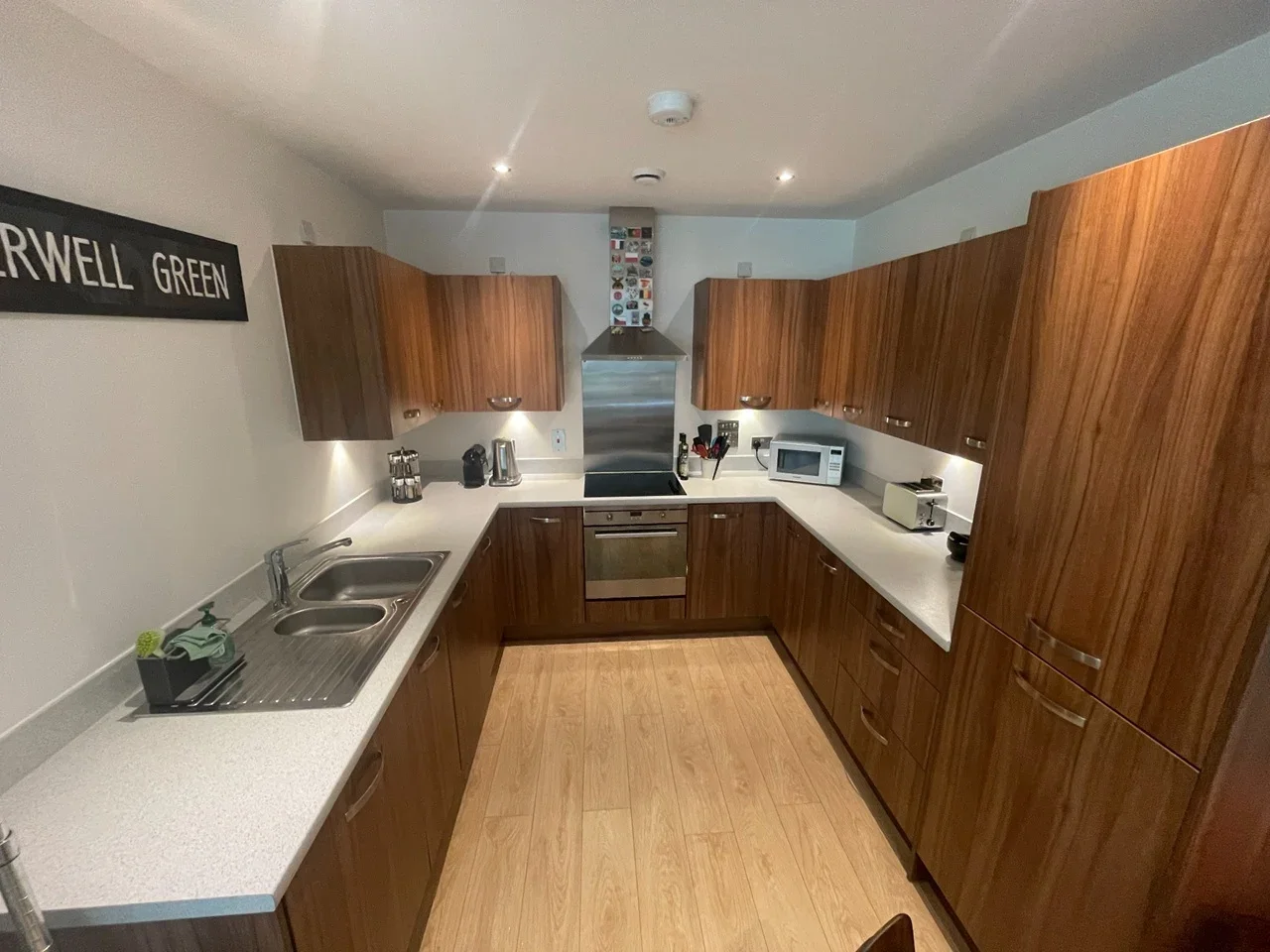 Flat Dobson Walk in Greater London