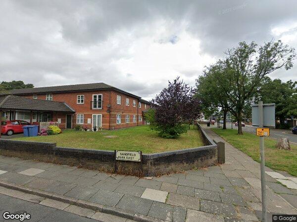 Flat Sandfield Park East in Liverpool